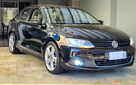 VOLKSWAGEN JETTA 2.0 TSI HIGHLINE 200CV GASOLINA 4P TIPTRONIC